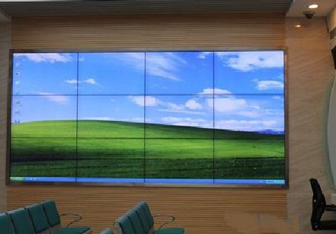 三原液晶拼接屏的另类用法。